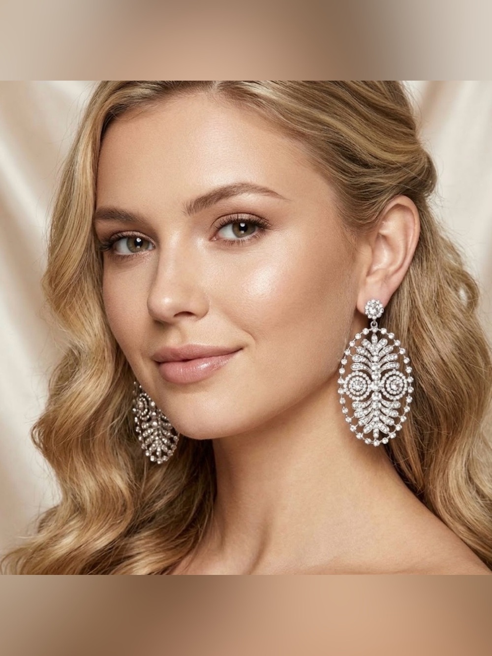 🔴 Oval Rhinestone Chandelier Earrings